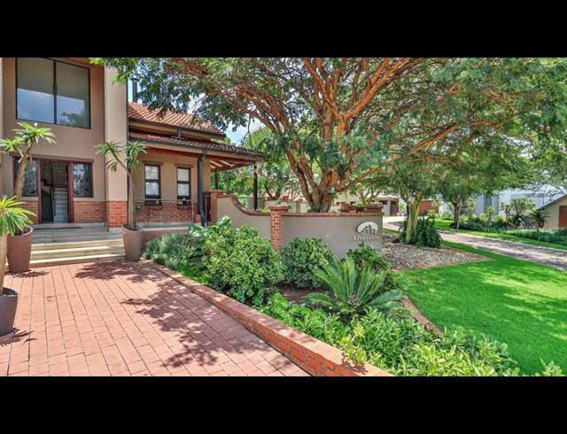 4 BEDROOM HOUSE FOR SALE IN MIDLANDS ESTATE